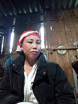 Snapshot of lena-cute chatting on February 2026 12:11:01 AM lena-cute online show from February 2026 12:11:01 AM