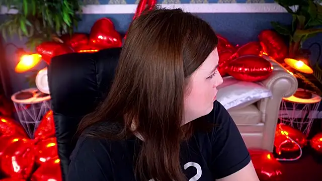 Snapshot of KristiFoxy chatting on February 2026 07:21:02 PM KristiFoxy online show from February 2026 07:21:02 PM