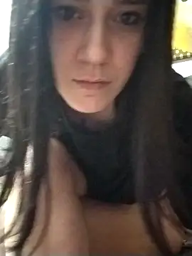  alya   online show from April 2026 07:36:01 PM