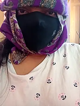 Snapshot of vyshali_vyshu chatting on March 2026 03:30:02 AM vyshali vyshu online show from March 2026 03:30:02 AM