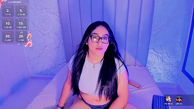 Lya dubois  online show from June 2026 08:36:01 PM