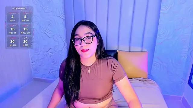 Lya dubois  online show from July 2026 09:28:02 PM