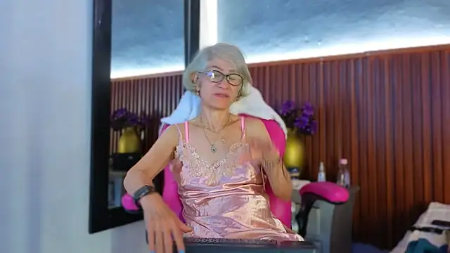 miss monserrate01 online show from March 2026 01:17:02 PM