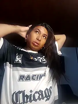 Snapshot of MeelFox chatting on February 2026 12:12:01 PM MeelFox online show from February 2026 12:12:01 PM