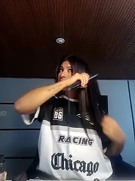 Snapshot of MeelFox chatting on March 2026 12:22:02 PM MeelFox online show from March 2026 12:22:02 PM