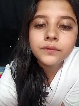 Salome Vivas online show from March 2026 04:52:01 AM