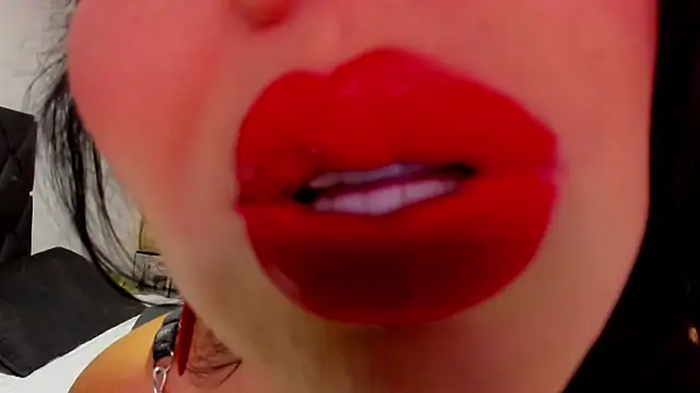 LINDA BLER online show from April 2026 08:14:01 PM