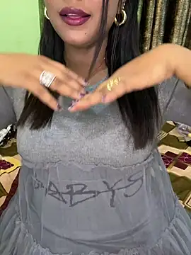 Snapshot of LIZNA_0 chatting on February 2026 05:31:01 PM LIZNA 0 online show from February 2026 05:31:01 PM