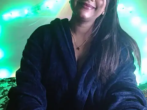 Snapshot of LIZNA_0 chatting on March 2026 03:47:01 PM LIZNA 0 online show from March 2026 03:47:01 PM