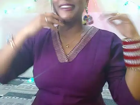 Snapshot of LIZNA_0 chatting on March 2026 04:59:01 PM LIZNA 0 online show from March 2026 04:59:01 PM