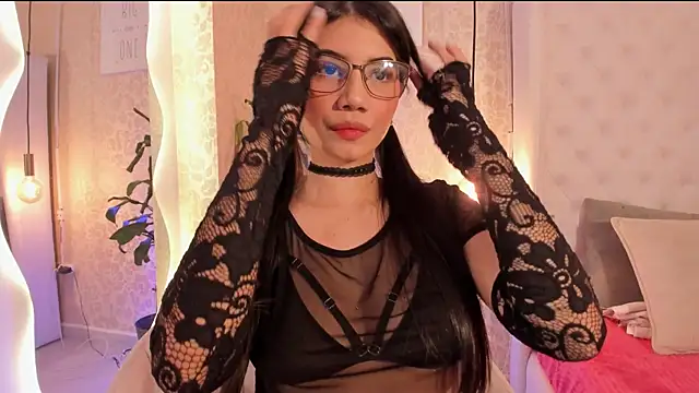 Pikayle online show from April 2026 10:53:01 PM