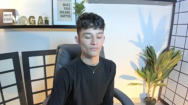 Patrick Howland  online show from April 2026 09:19:01 PM