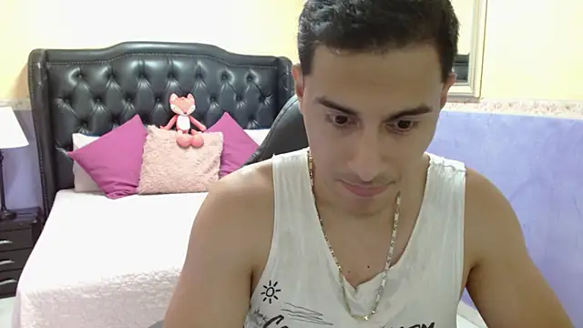 Snapshot of Mike_Conors chatting on February 2026 01:31:02 AM Mike Conors online show from February 2026 01:31:02 AM