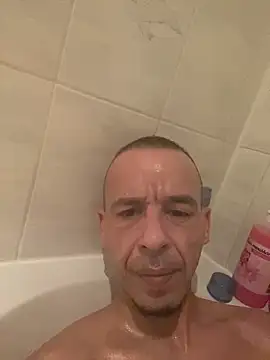 Snapshot of creativeX chatting on February 2026 02:37:02 PM creativeX online show from February 2026 02:37:02 PM