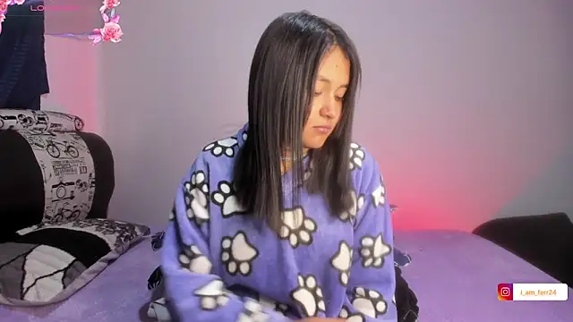 Snapshot of Sharlottee__ chatting on February 2026 10:16:01 AM Sharlottee online show from February 2026 10:16:01 AM