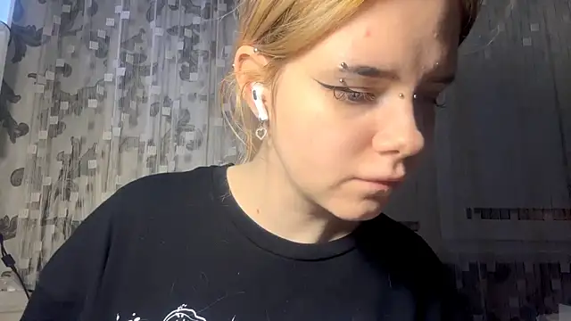 Snapshot of LedAffinity chatting on February 2026 02:47:01 PM LedAffinity online show from February 2026 02:47:01 PM