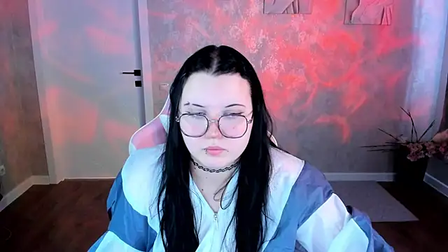 Kira G0ld online show from April 2026 01:11:01 AM