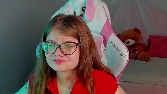 ChloeHalses online show from March 2026 05:01:02 PM