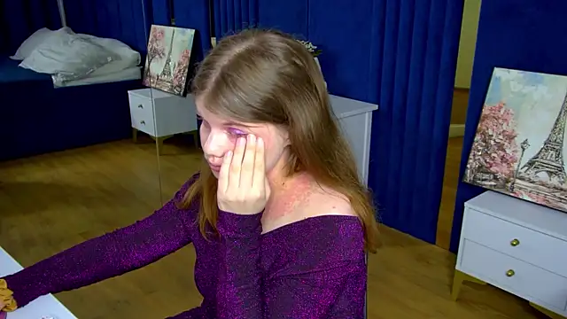 ChloeHalses online show from July 2026 05:04:01 PM