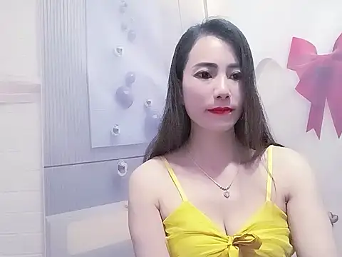 Hello-Kitty001 online show from April 2026 08:31:02 PM