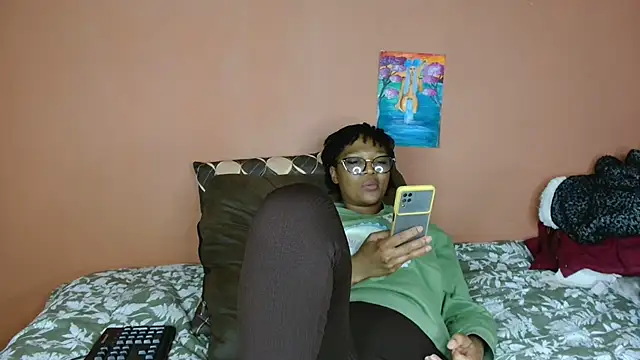 Snapshot of ForeverSexy_ chatting on June 2026 05:12:02 PM ForeverSexy online show from June 2026 05:12:02 PM