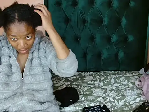 Snapshot of ForeverSexy_ chatting on July 2026 06:52:02 AM ForeverSexy online show from July 2026 06:52:02 AM