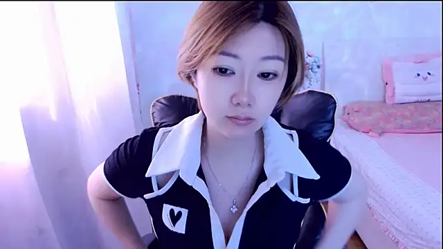 Snapshot of zhuzhu-66 chatting on June 2026 07:58:01 AM zhuzhu-66 online show from June 2026 07:58:01 AM