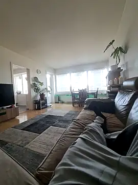 Snapshot of hungryMaya chatting on February 2026 10:42:02 AM hungryMaya online show from February 2026 10:42:02 AM