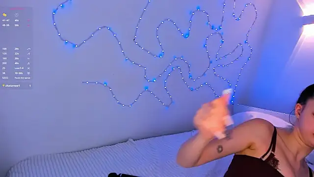 Snapshot of JennySilk chatting on February 2026 09:26:01 AM JennySilk online show from February 2026 09:26:01 AM