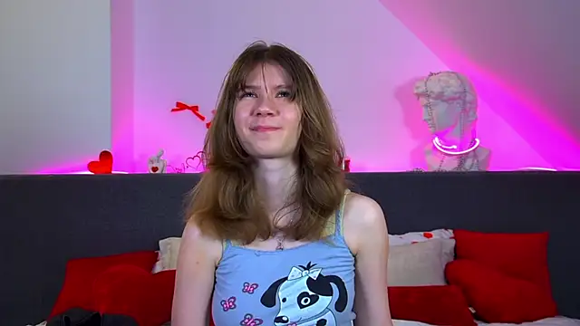 MilaMaelis online show from March 2026 06:25:01 PM