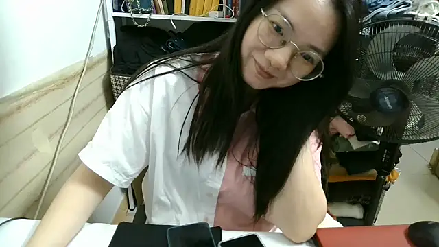 Snapshot of xiaoxiaowan11 chatting on March 2026 12:49:02 PM xiaoxiaowan11 online show from March 2026 12:49:02 PM