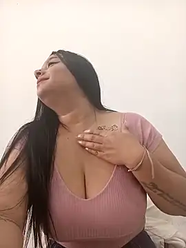 CAMILA--04 online show from February 2026 01:16:01 PM