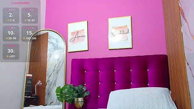 tightlittleebony online show from March 2026 07:24:02 PM