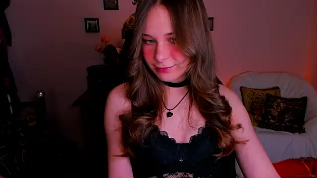 Snapshot of LanaLovely chatting on April 2026 06:39:01 AM LanaLovely online show from April 2026 06:39:01 AM