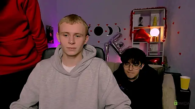 Snapshot of martin_neil chatting on February 2026 08:05:02 PM martin neil online show from February 2026 08:05:02 PM