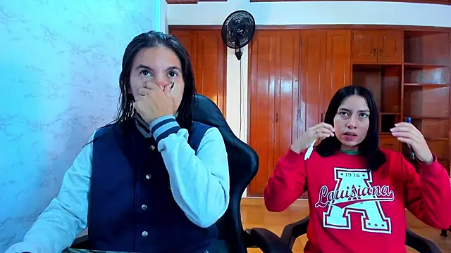 Emily and Soffy online show from April 2026 12:39:01 PM