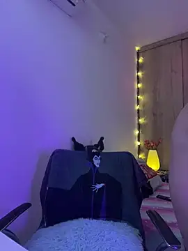 Snapshot of lolibahia chatting on February 2026 07:53:02 PM lolibahia online show from February 2026 07:53:02 PM