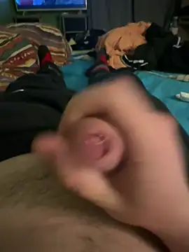 Snapshot of bouillant25ans chatting on March 2026 10:49:01 PM bouillant25ans online show from March 2026 10:49:01 PM