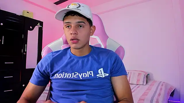 Snapshot of Adrian_Prime_ chatting on February 2026 06:48:01 PM Adrian Prime online show from February 2026 06:48:01 PM