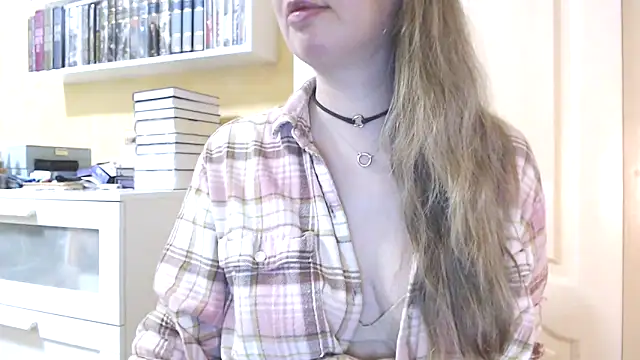 Tasiya online show from February 2026 07:45:02 PM