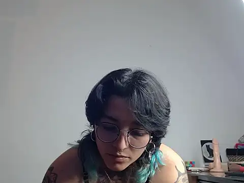 Snapshot of Ivyravens chatting on February 2026 12:00:02 AM Ivyravens online show from February 2026 12:00:02 AM