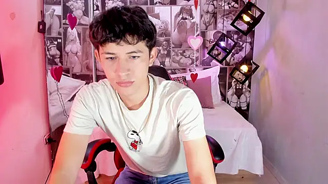 Snapshot of Christian_Foxx chatting on February 2026 01:31:02 PM Christian Foxx online show from February 2026 01:31:02 PM