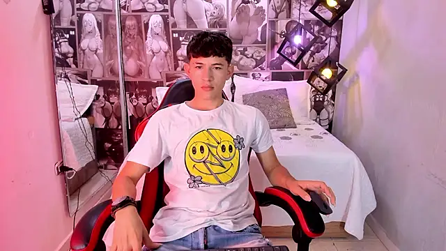 Christian Foxx online show from March 2026 01:39:01 PM