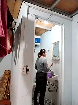 Snapshot of cong1122 chatting on February 2026 01:42:01 AM cong1122 online show from February 2026 01:42:01 AM