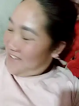 Snapshot of bongtuyet11 chatting on February 2026 05:06:02 AM bongtuyet11 online show from February 2026 05:06:02 AM