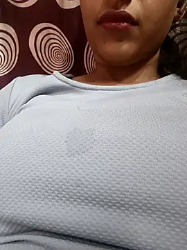 komalsharma99 online show from May 2026 06:30:01 AM