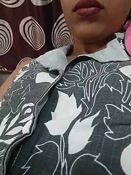 komalsharma99 online show from June 2026 05:08:01 AM