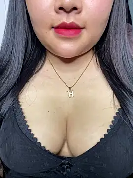 Snapshot of Violet_pusy chatting on April 2026 04:34:01 PM Violet pusy online show from April 2026 04:34:01 PM