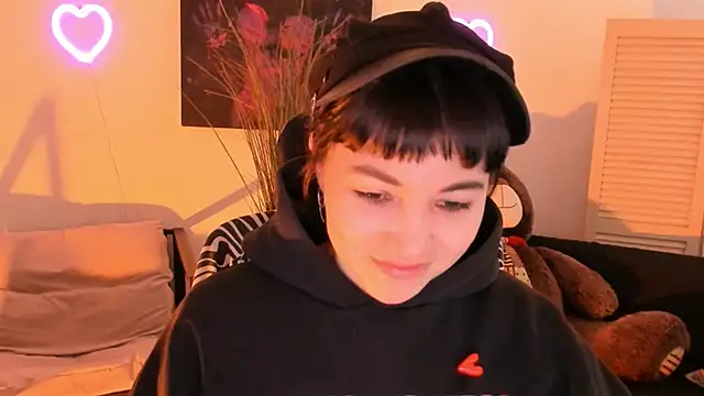 Snapshot of NeoGeisha chatting on February 2026 10:23:01 AM NeoGeisha online show from February 2026 10:23:01 AM