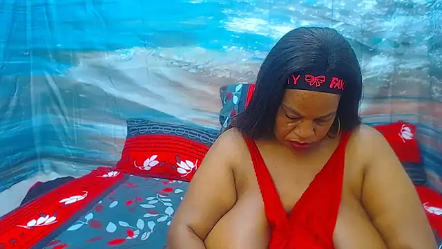 MatureTemptress online show from May 2026 02:41:02 AM